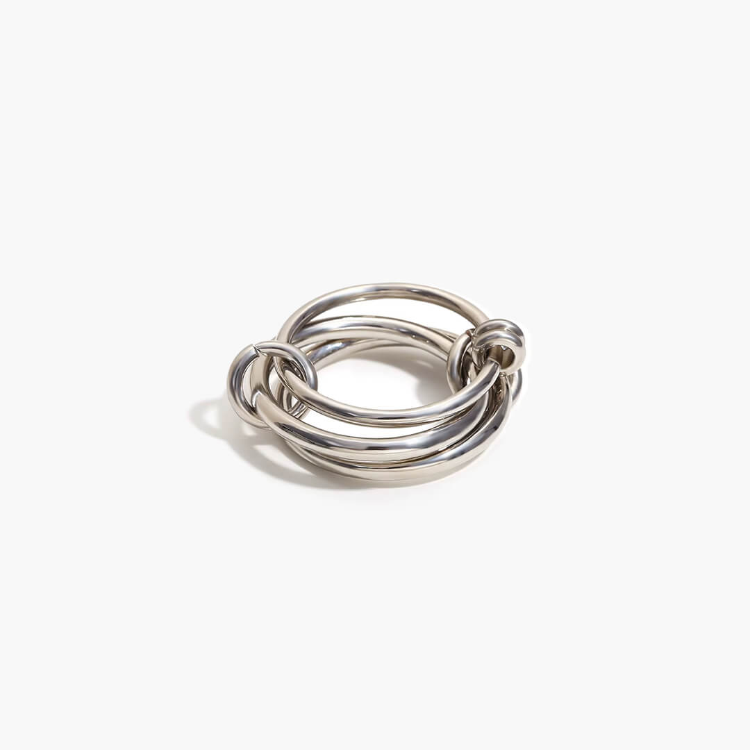Aura Schlichter ineinandergreifender Ring