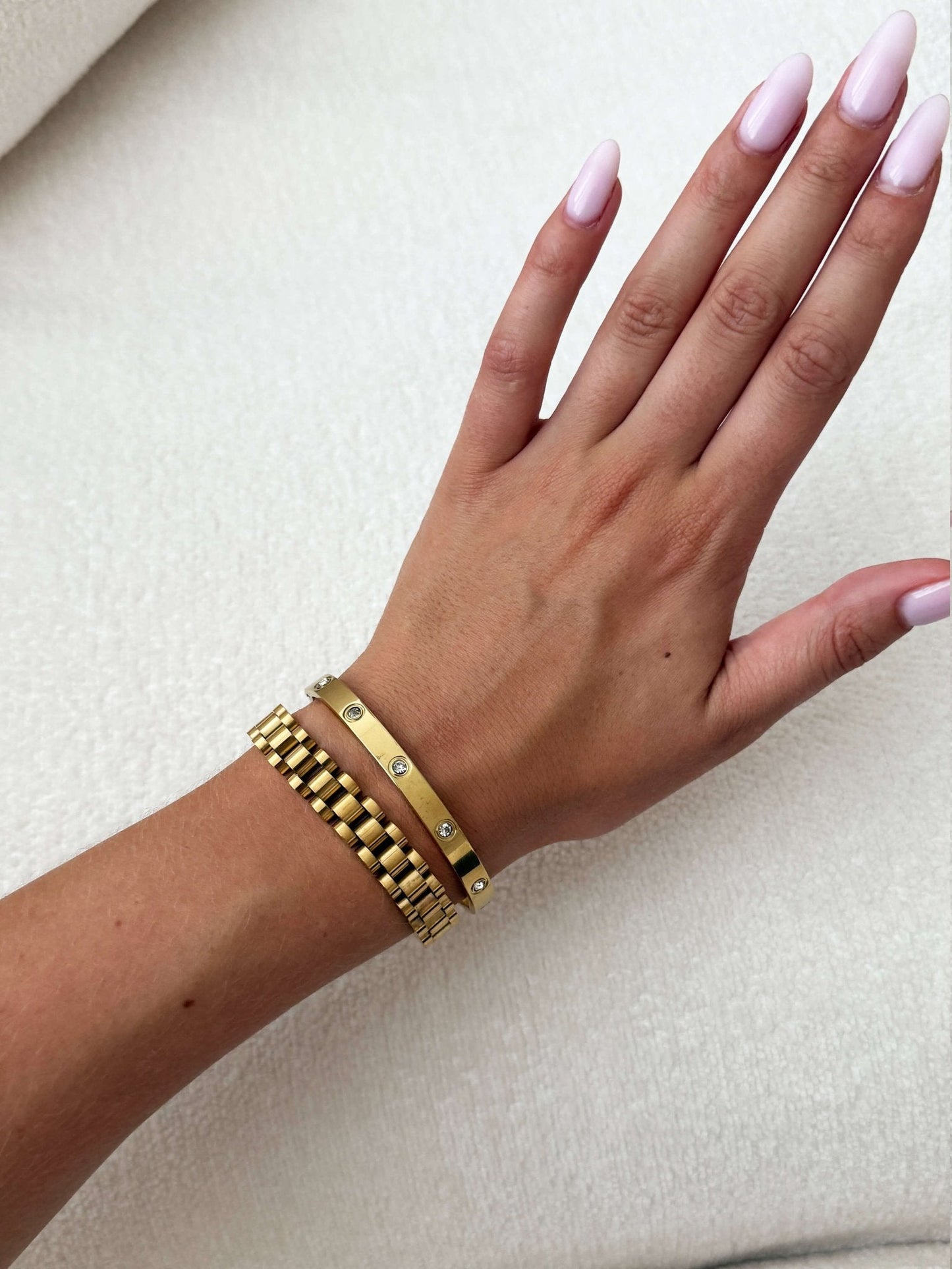 Eleganter Armreif mit Zirkonia-Akzent
