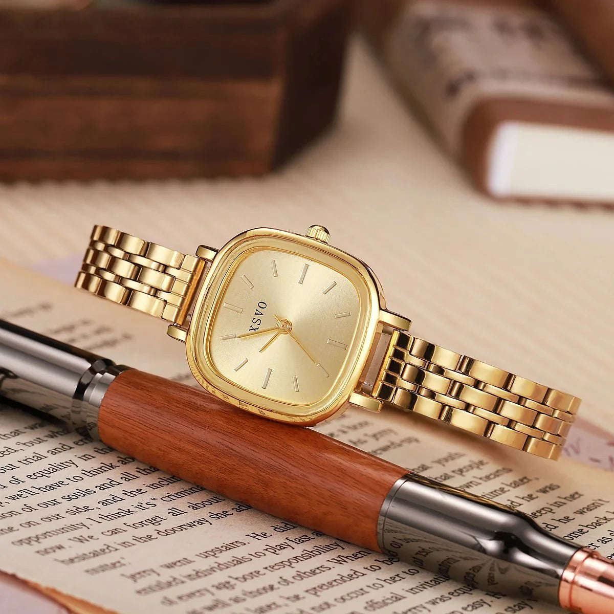 Montre Lyra Square