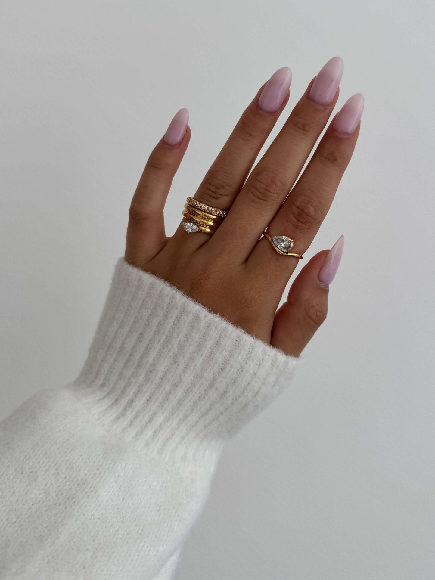 Bague Zarina en zircone taille poire