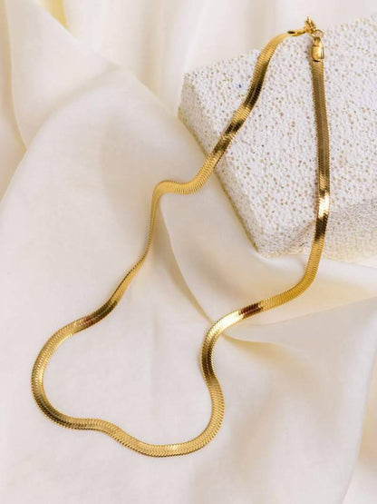 Senna Sleek Chain Necklace