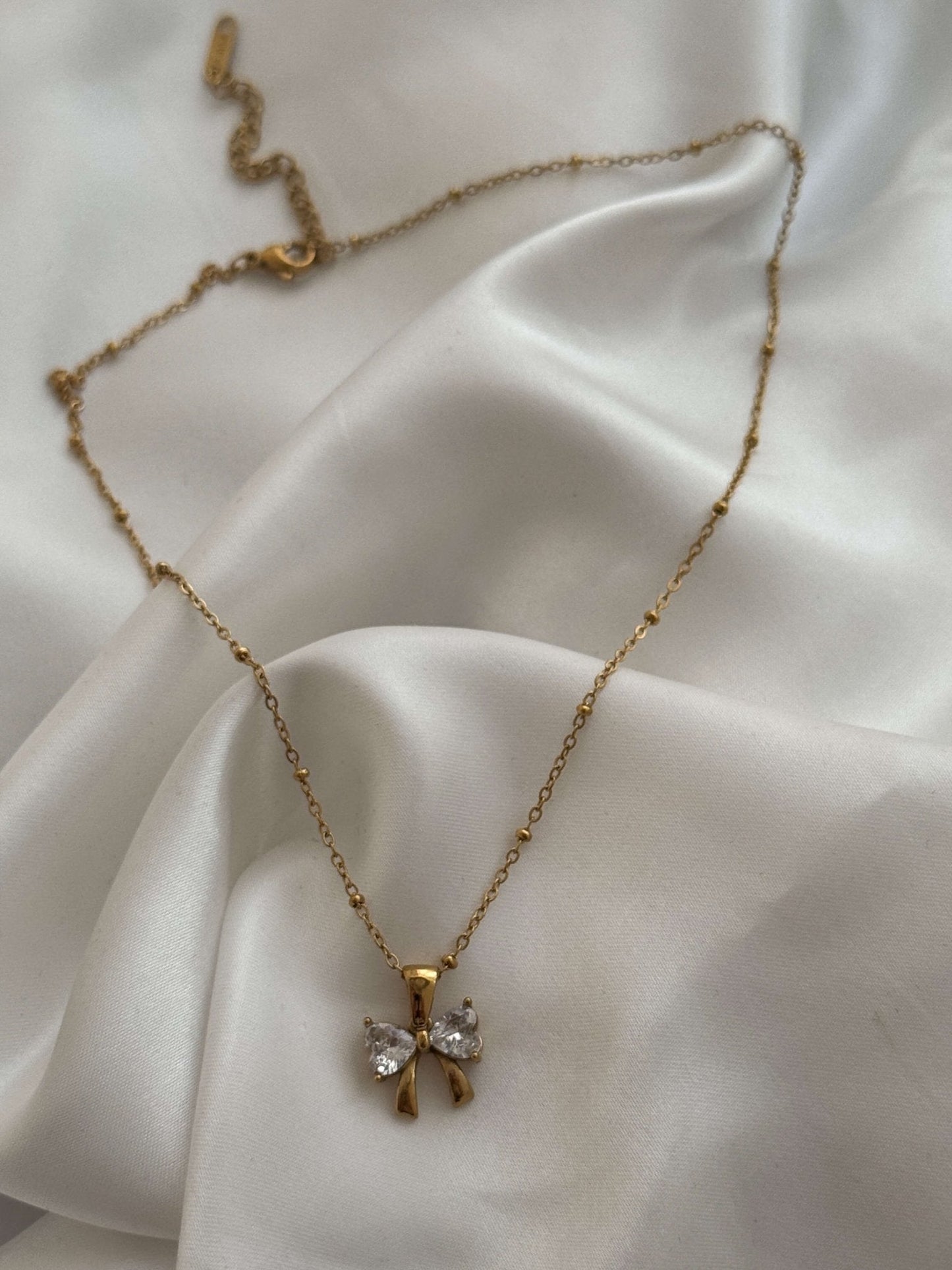 Amira bow Zirconia Bow Pendant Necklace