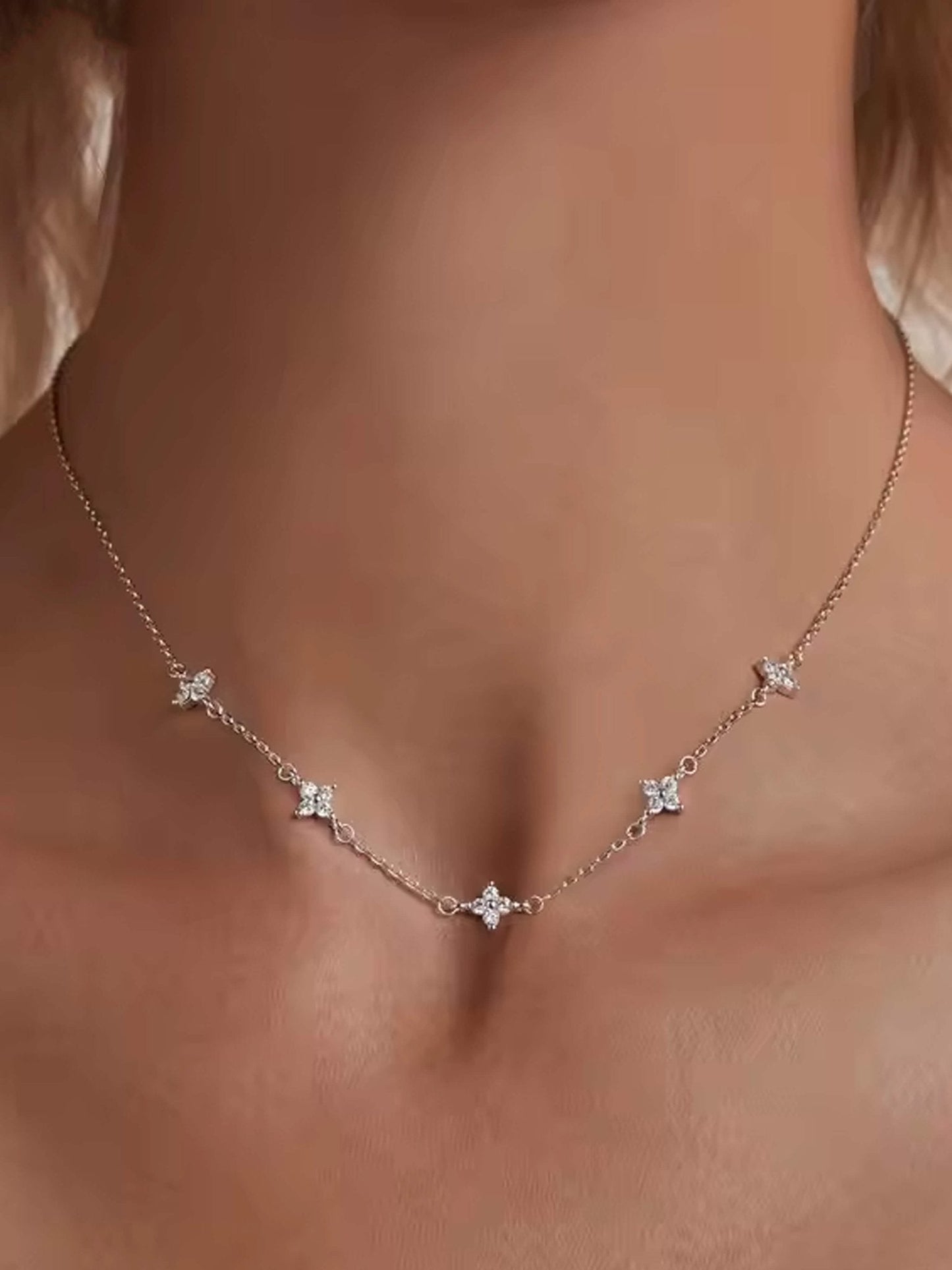 Nida Flower Zirconia Necklace