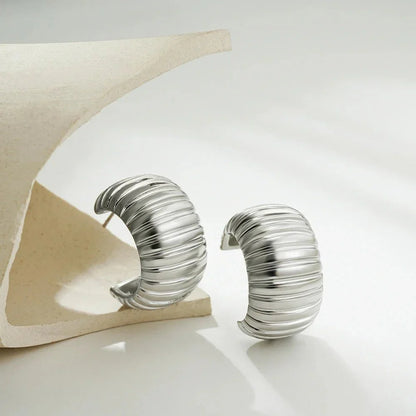 Jannet Chunky Hoop Earrings