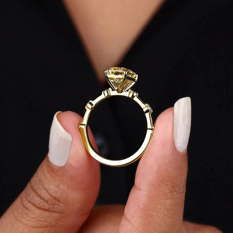 Jasmine Square Zirconia Ring