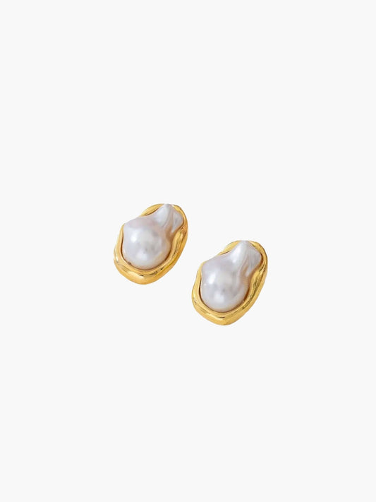 Ivana Vintage Pearl Earrings