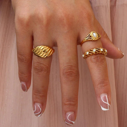 Harper Pearl Ring